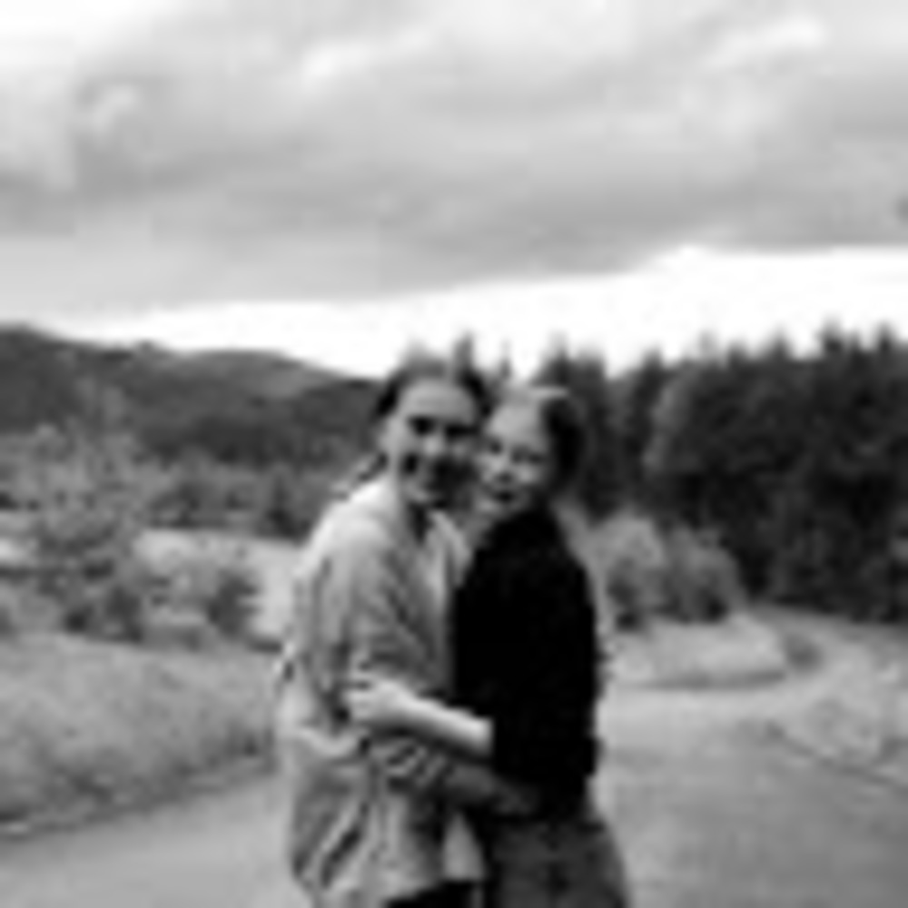 Meet your Posher, Chloe